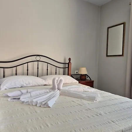 Casa Di Pietro 2 * Φάρσα