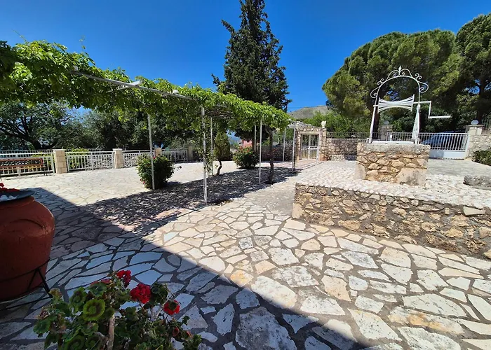 Casa Di Pietro 2 *